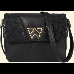 Kelly Wynn Cheers to Me Crossbody